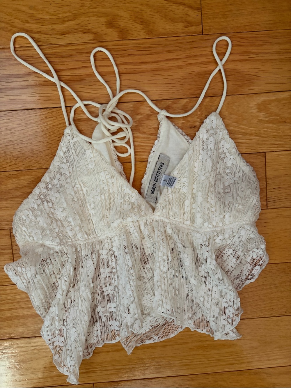 Urban Outfitters Cream Lace Ruffled Peplum Cami